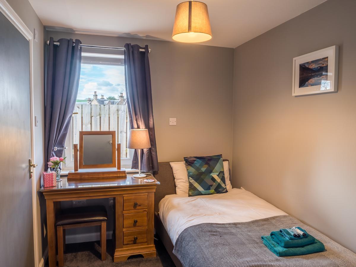 Hotel The Birches Dingwall Esterno foto