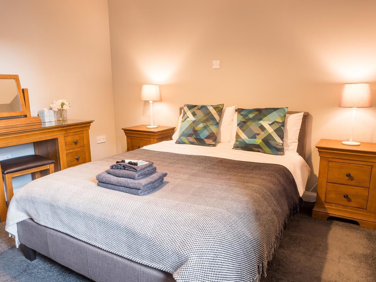 Hotel The Birches Dingwall Esterno foto